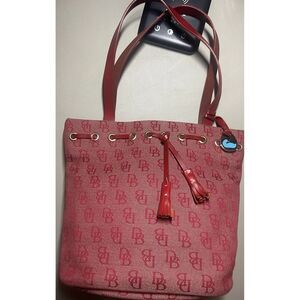 Dooney & Bourke Vintage Signature Red canvas shoulder bag/ purse